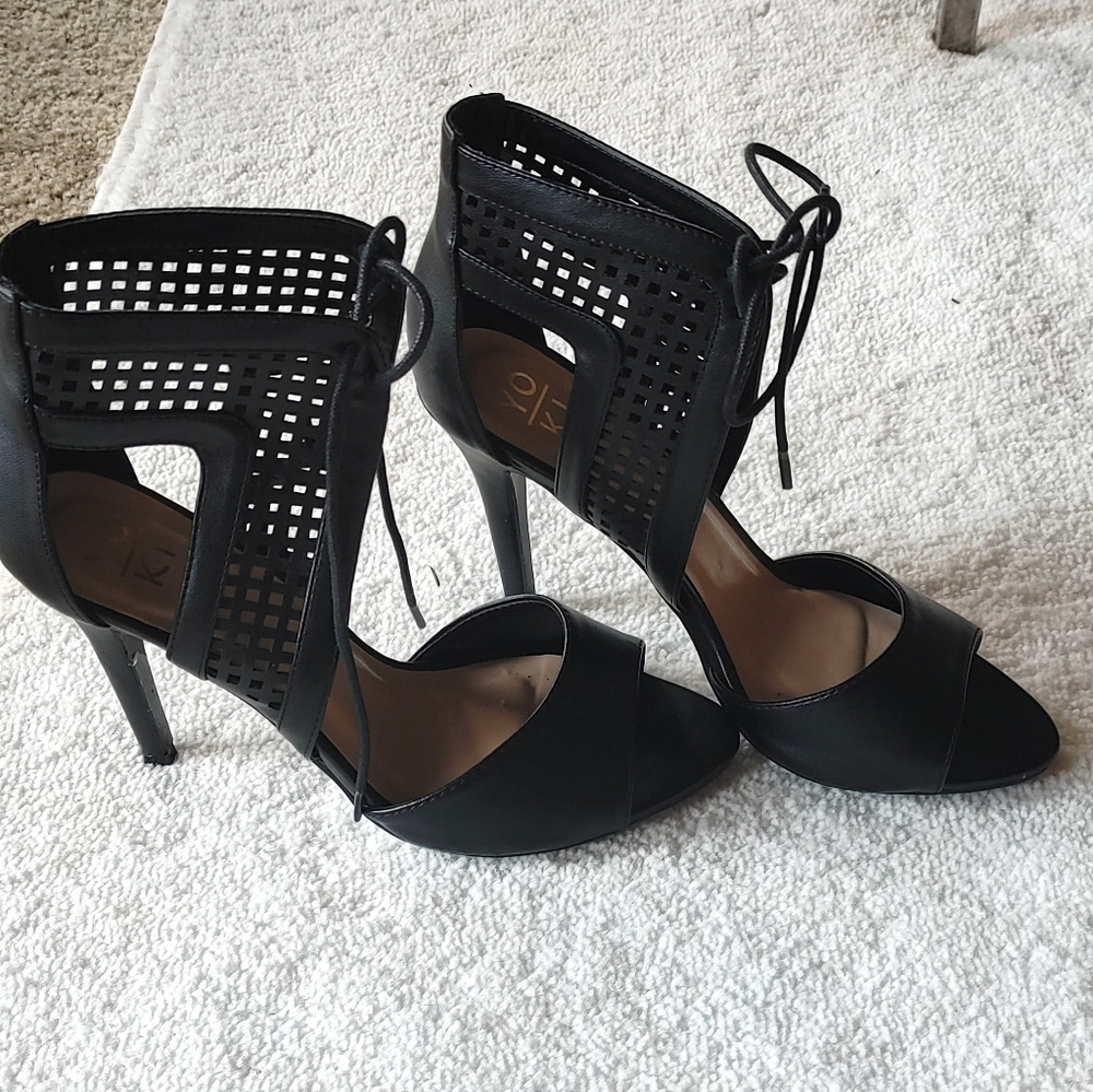 Women's dress heels